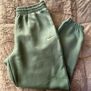 Nike Joggers